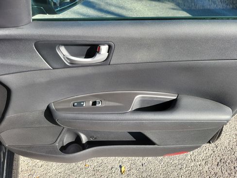 Used 2017 Kia Optima LX w/ Option Group 014 image 10