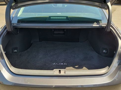 Used 2023 Lexus ES 250 w/ Premium Package AWD/4WD image 25