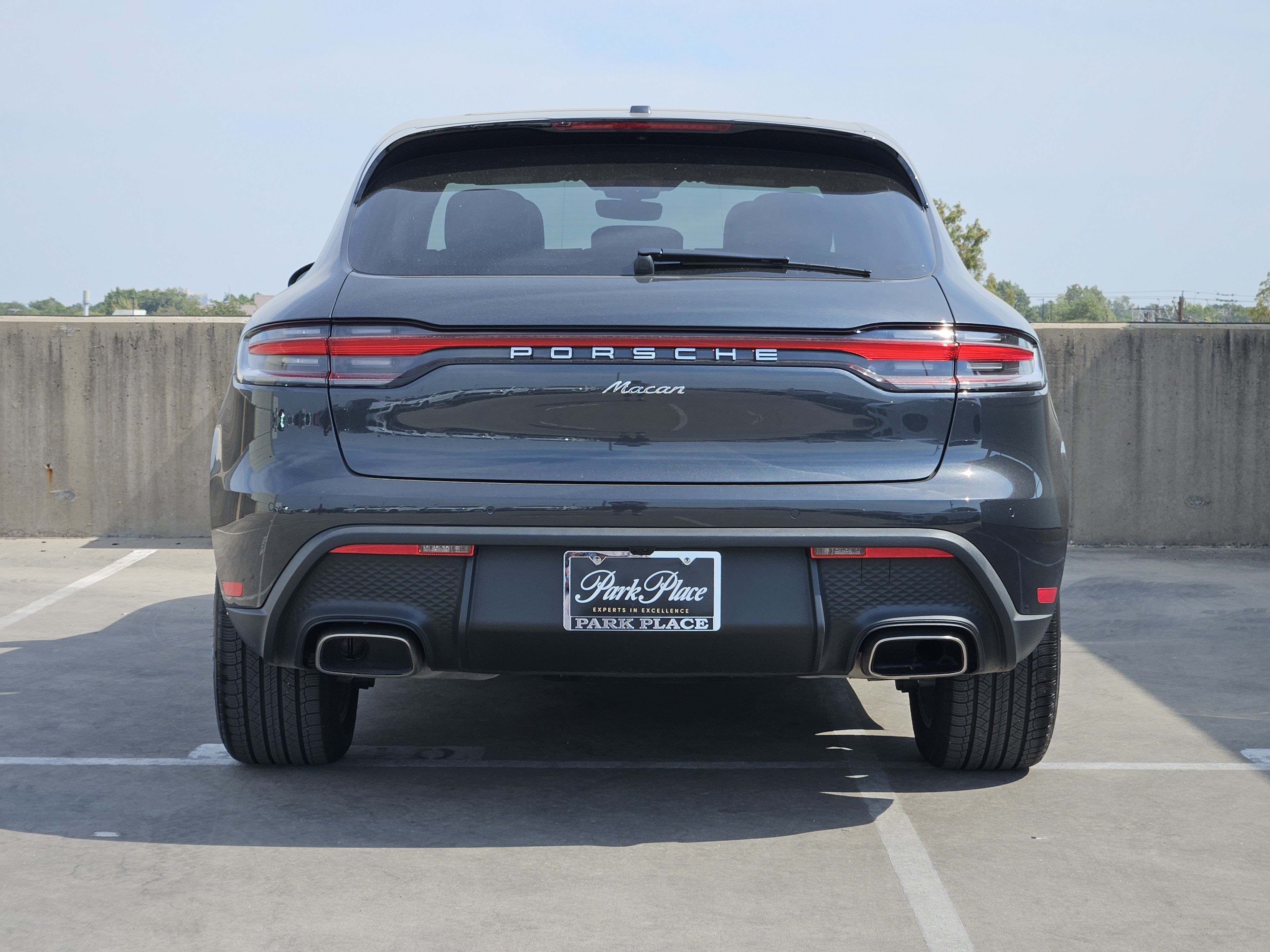 Certified 2026 Porsche Macan AWD/4WD image 7