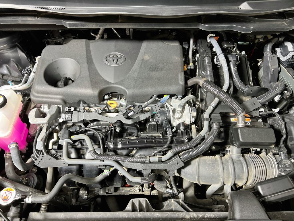 Certified 2025 Toyota Sienna XLE FWD image 28