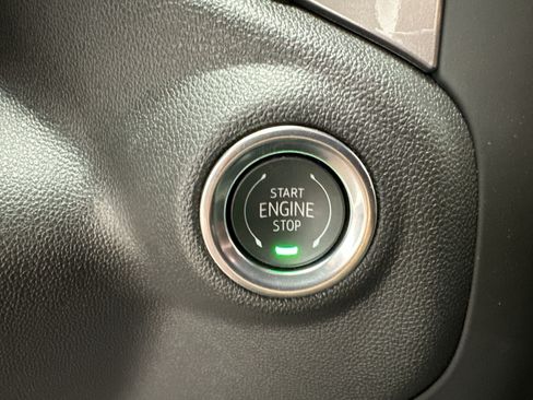 Certified 2026 Chevrolet Silverado 1500 Custom AWD/4WD image 17