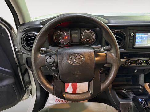 Used 2017 Toyota Tacoma SR w/ SR Convenience Package RWD image 19