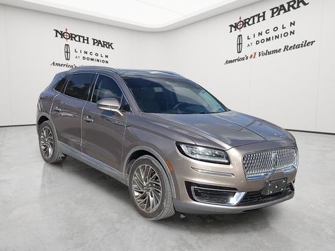 Used 2019 Lincoln Nautilus Reserve w/ Driver Assistance Package FWD image 7