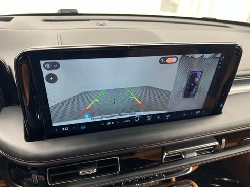 Used 2025 Lincoln Aviator Black Label AWD/4WD image 19
