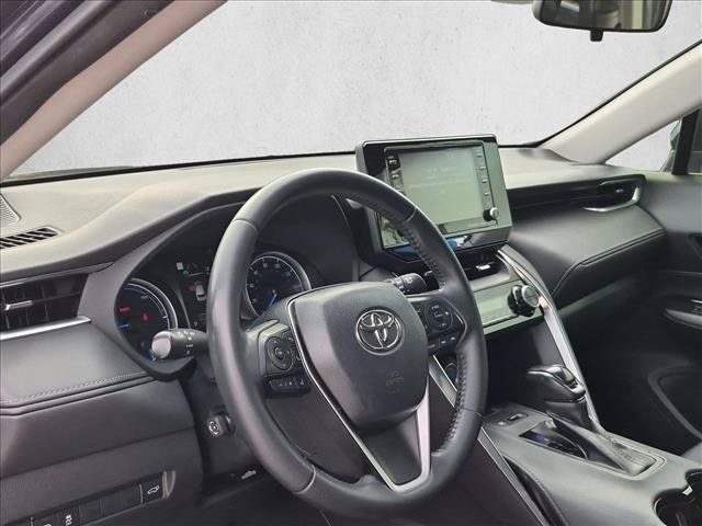 Used 2021 Toyota Venza LE AWD/4WD image 10
