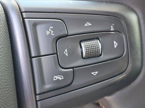 Used 2025 GMC Sierra 1500 AT4 w/ AT4 Premium Package AWD/4WD image 15
