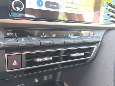 Used 2026 Toyota Camry LE image 31