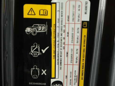 Used 2021 Jeep Gladiator Overland image 39