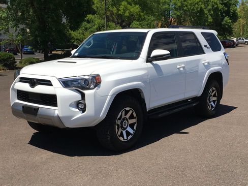 Used 2023 Toyota 4Runner TRD Off-Road Premium w/ Moonroof Package AWD/4WD image 1