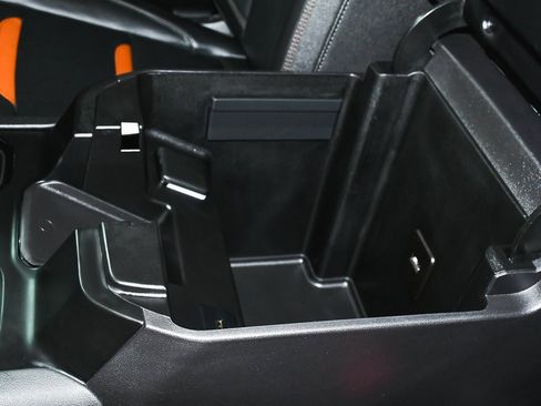 Used 2024 GMC Sierra 1500 AT4 w/ Technology Package image 46