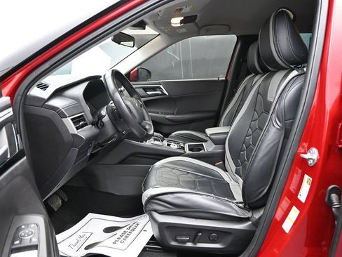 Used 2022 Mitsubishi Outlander SE FWD image 9
