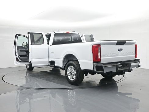 New 2026 Ford F250 XLT w/ F-250 >10K GVWR Package image 24