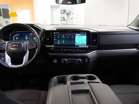 Used 2023 GMC Sierra 1500 Elevation image 9