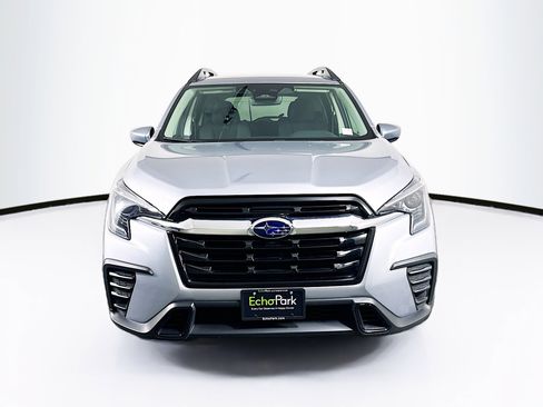 Used 2025 Subaru Ascent Premium AWD/4WD image 2