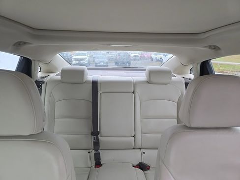 Used 2024 Chevrolet Malibu LT image 16