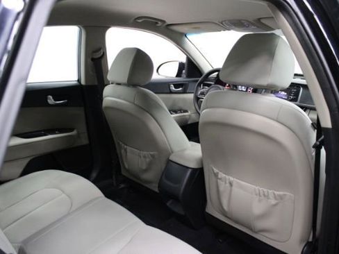 Used 2016 Kia Optima LX image 18