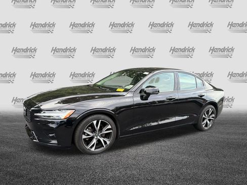 Used 2025 Volvo S60 B5 Plus FWD image 46