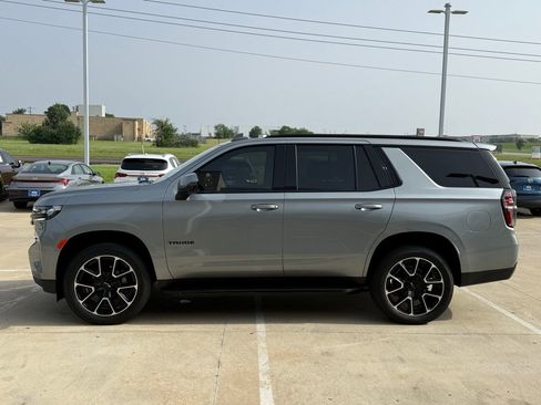 Used 2024 Chevrolet Tahoe RST w/ Luxury Package AWD/4WD image 2