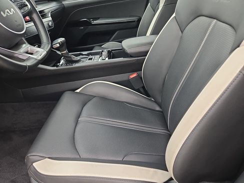 Used 2025 Kia K5 GT-Line w/ GT-Line Premium Package image 16
