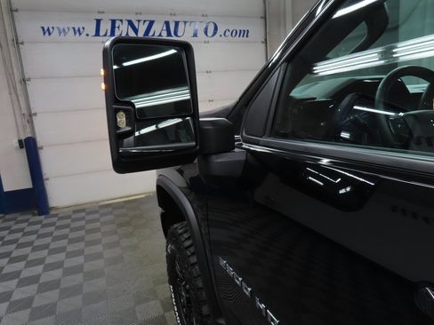 Used 2024 Chevrolet Silverado 2500 ZR2 w/ Technology Package image 82