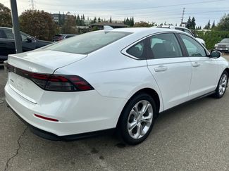 Used 2023 Honda Accord LX video 2