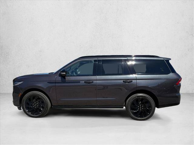 New 2027 Lincoln Navigator Reserve w/ Jet Appearance Package AWD/4WD image 5