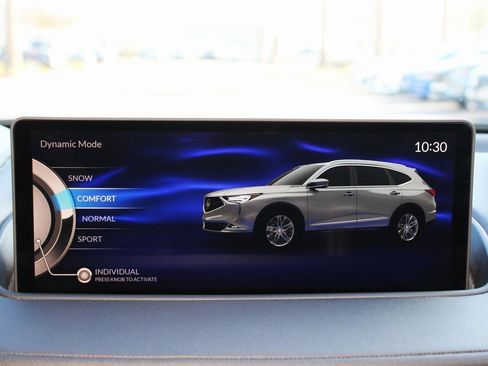 Used 2023 Acura MDX SH-AWD w/ Technology Package image 19