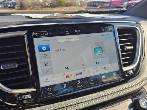 New 2026 Chrysler Pacifica Select image 21