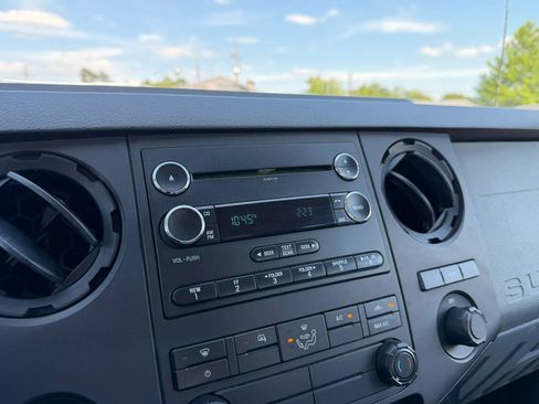 Used 2014 Ford F450 XL w/ Power Equipment Group AWD/4WD image 15
