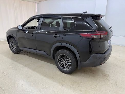 Used 2021 Nissan Rogue S AWD/4WD image 3