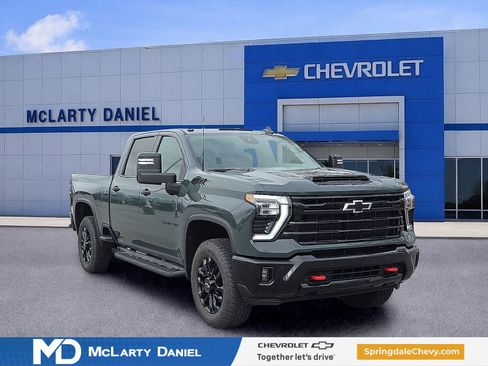 New 2026 Chevrolet Silverado 2500 LTZ w/ Trail Boss Package AWD/4WD image 1