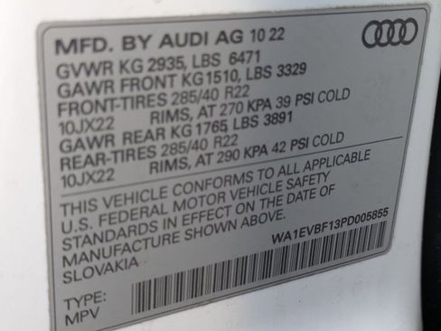 Used 2023 Audi Q8 Premium Plus AWD/4WD image 16