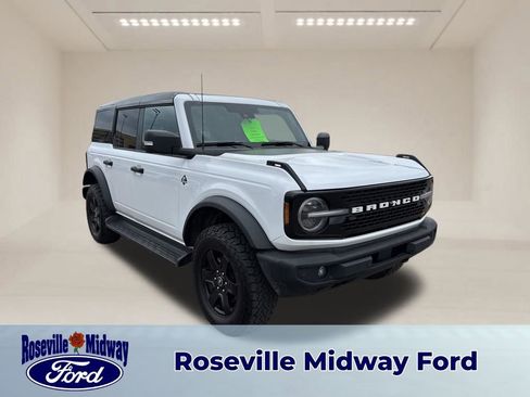 Used 2025 Ford Bronco Outer Banks image 1
