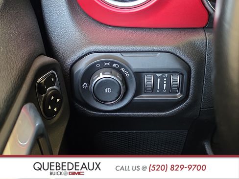 Used 2021 Jeep Wrangler Unlimited Rubicon AWD/4WD image 26