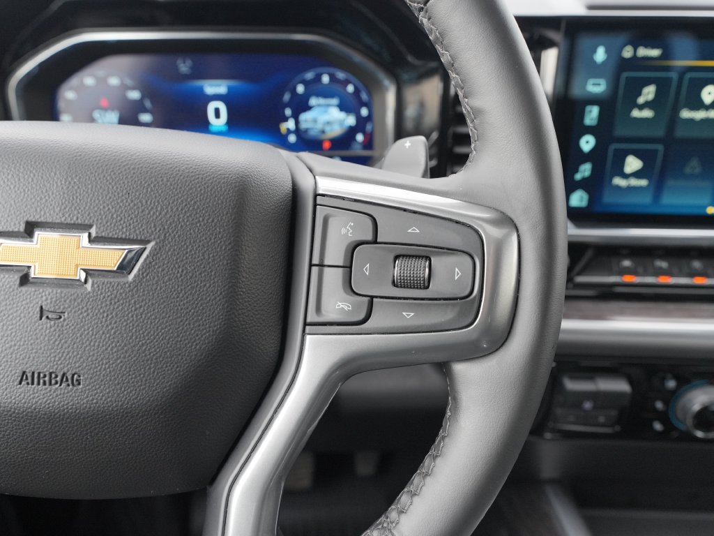 Used 2025 Chevrolet Silverado 1500 LTZ AWD/4WD image 37
