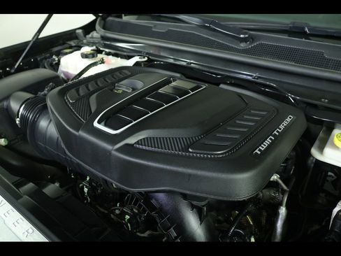 Used 2023 Jeep Grand Wagoneer Series III w/ Quick Order Packagew 28T AWD/4WD image 25