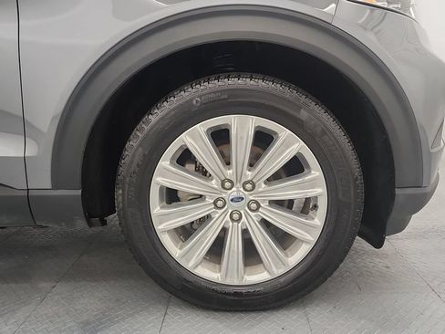 Used 2024 Ford Explorer Limited w/ Limited Technology Package AWD/4WD image 30
