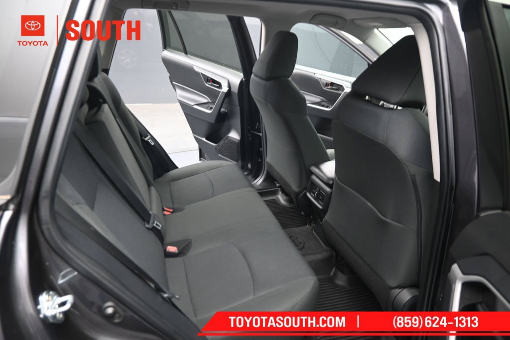 Used 2024 Toyota RAV4 LE FWD image 28