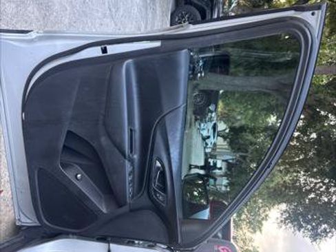 Used 2018 Chevrolet Equinox LT FWD image 14