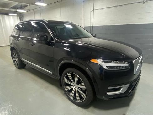 Used 2025 Volvo XC90 B6 Ultra w/ Lounge Package AWD/4WD image 4