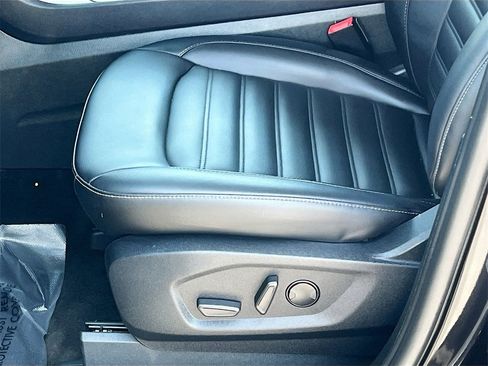 Used 2024 Ford Edge SEL image 18