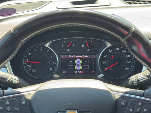 Used 2019 Chevrolet Equinox Premier FWD image 14