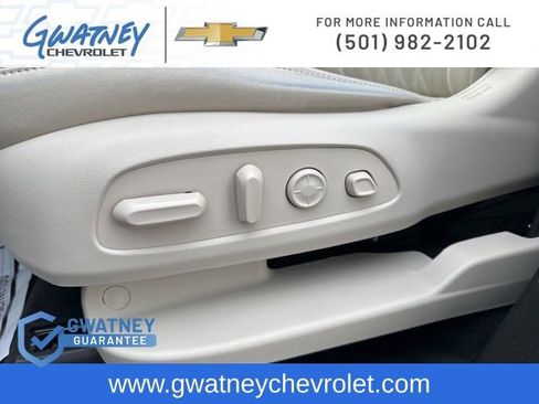 Used 2022 Buick Enclave Avenir w/ Avenir Technology Package image 23