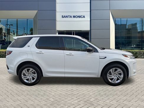 Used 2025 Land Rover Discovery Sport S image 5