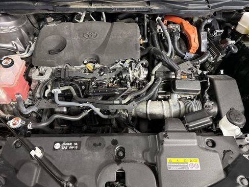 Used 2023 Toyota Sienna Platinum image 29