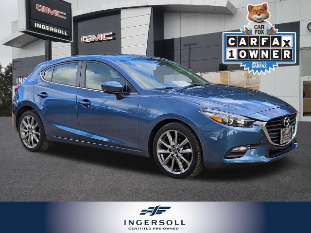 Used 2018 MAZDA MAZDA3 Touring FWD image 1