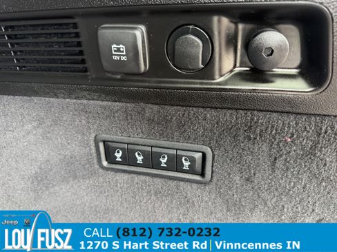 Used 2024 Jeep Grand Wagoneer Series III w/ Flexible Seating Group AWD/4WD image 11