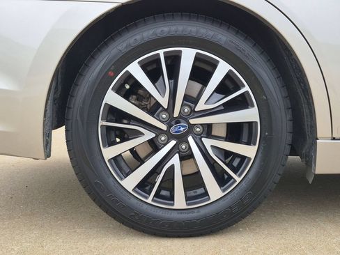 Used 2018 Subaru Legacy 2.5i Premium AWD/4WD image 19
