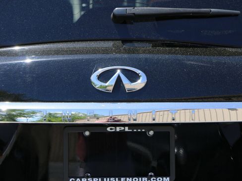 Used 2019 INFINITI QX80 Luxe RWD image 5