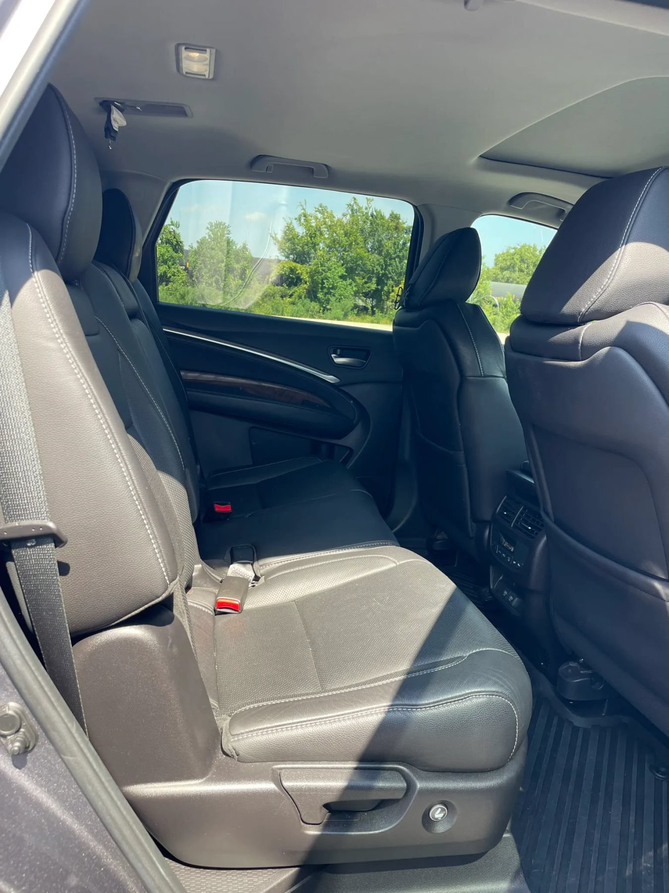 Used 2020 Acura MDX w/ Technology Package FWD image 11